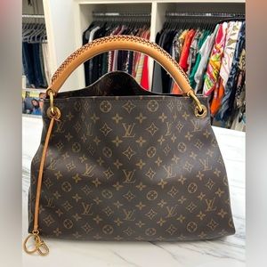 Louis Vuitton large satchel with very thick leather handle